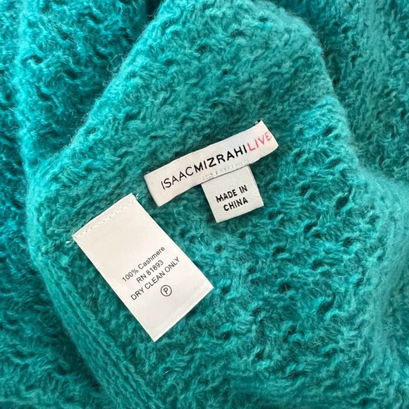 Teal green 100% cashmere Isaac Mizrahi infinity scarf pre-owned hardly worn - Picture 3 of 7